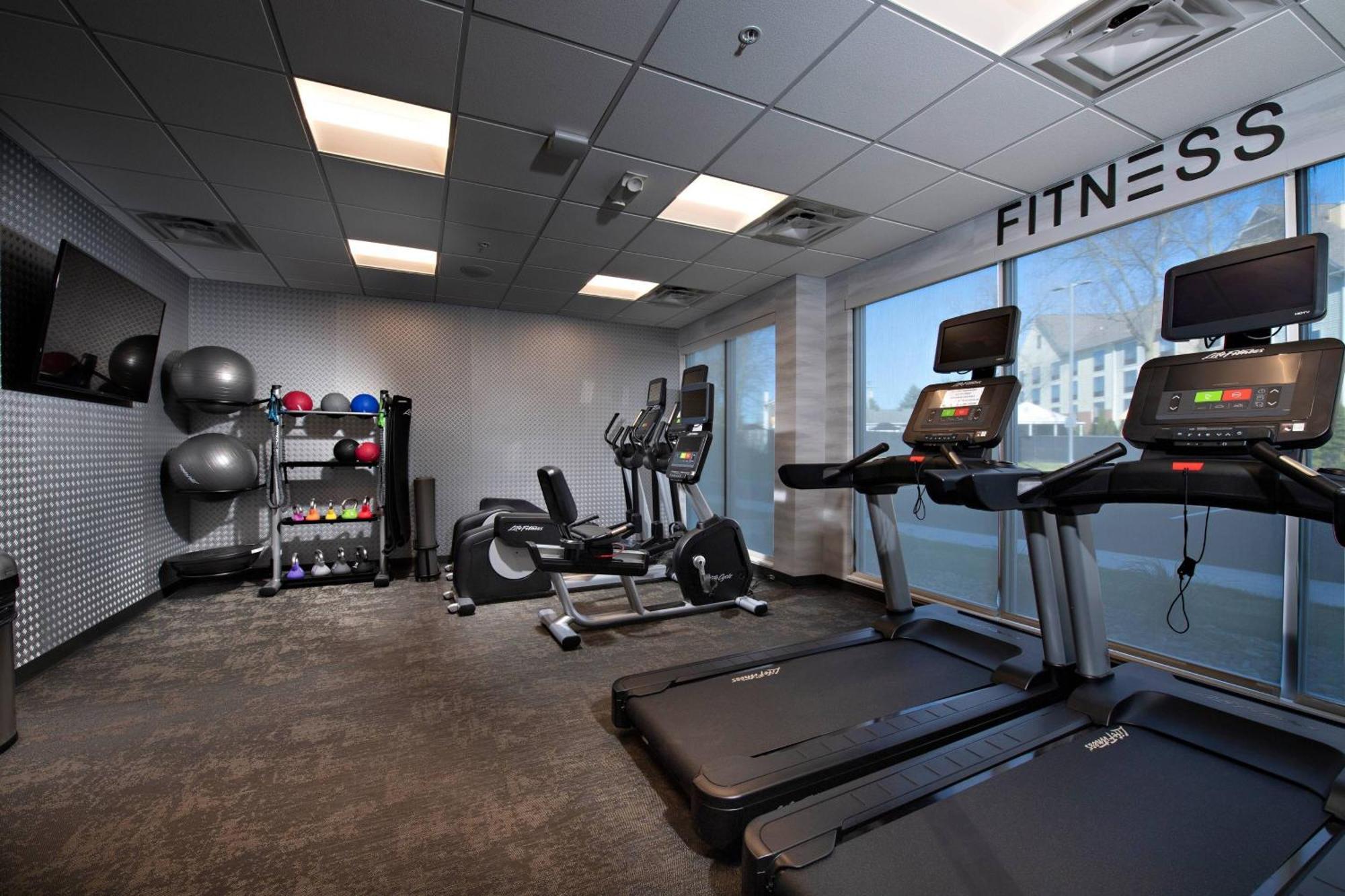Fairfield Inn & Suites By Marriott Dayton North Murlin Heights Экстерьер фото